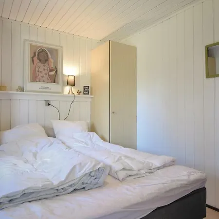 Three-bedroom Holiday In * Blåvand